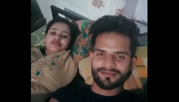 Desi girl fucked room hindi